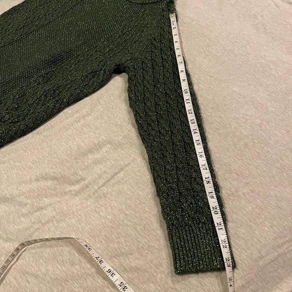 🌹2 for $20🌹 H&M Glittery Cable Knit Sweater Pullover Dark Green. Size XS - Picture 7 of 8